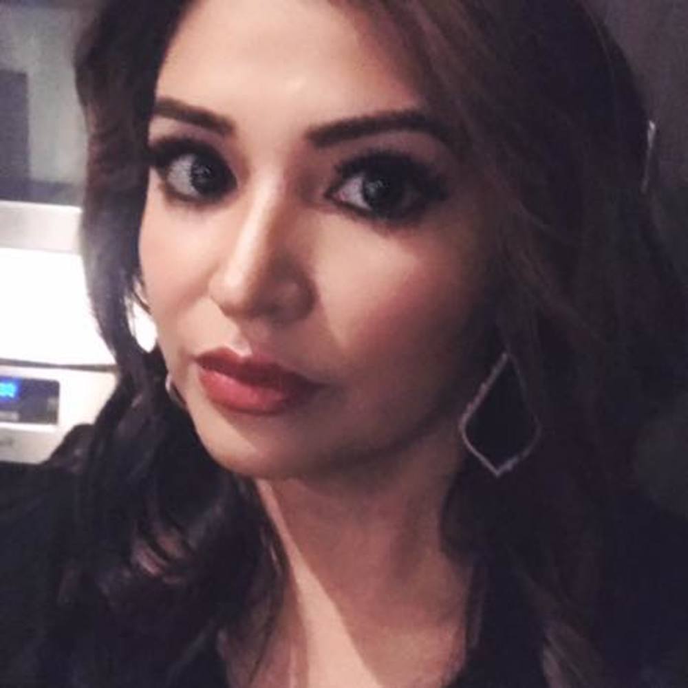 Meet your Posher, Adriana